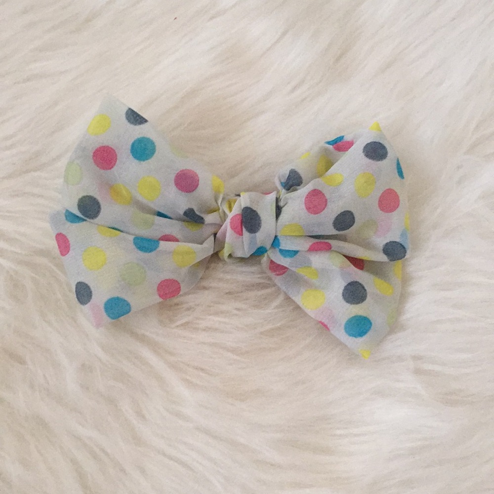 4 for $20 🌹 Bow hair clip